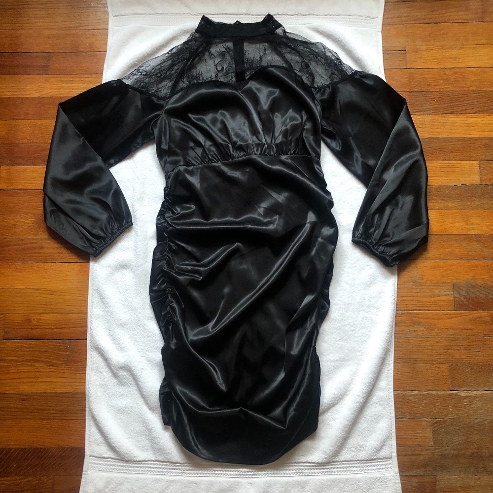 Double Crazy Black Midi Dress